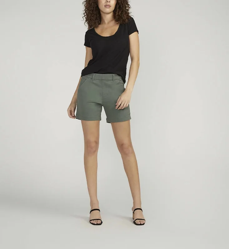 Maddie 5"" Short In Sage