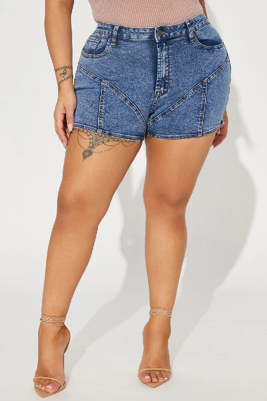 Majorly Moto Stretch Denim Shorts - Acid Wash Blue