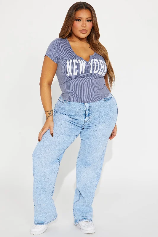 Make My Day Stretch Wide Leg Jeans - Light Wash