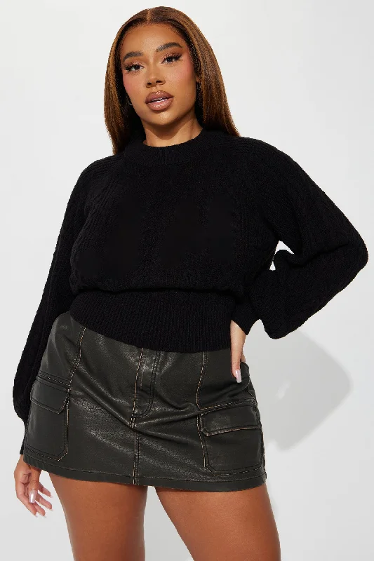 Melissa Cable Knit Cropped Sweater - Black