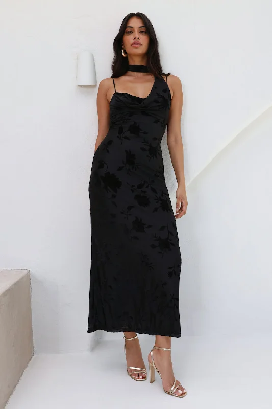 Mysterious Lover Maxi Dress Black