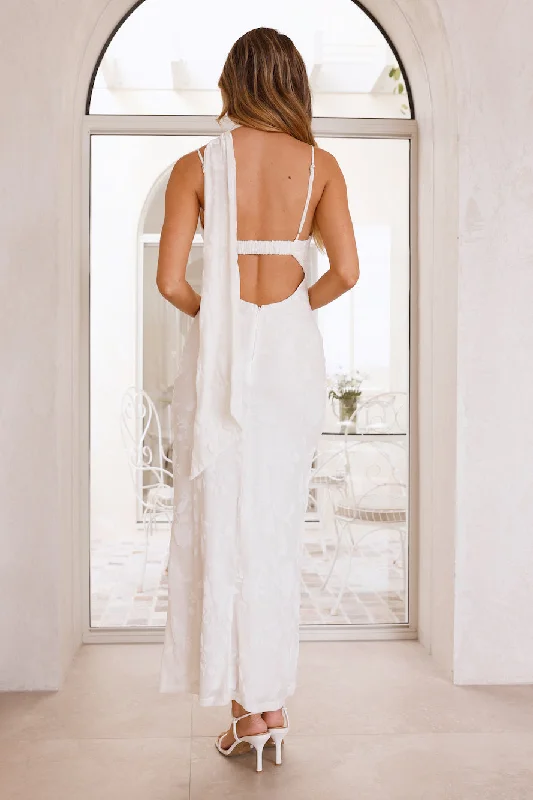 Mysterious Lover Maxi Dress White