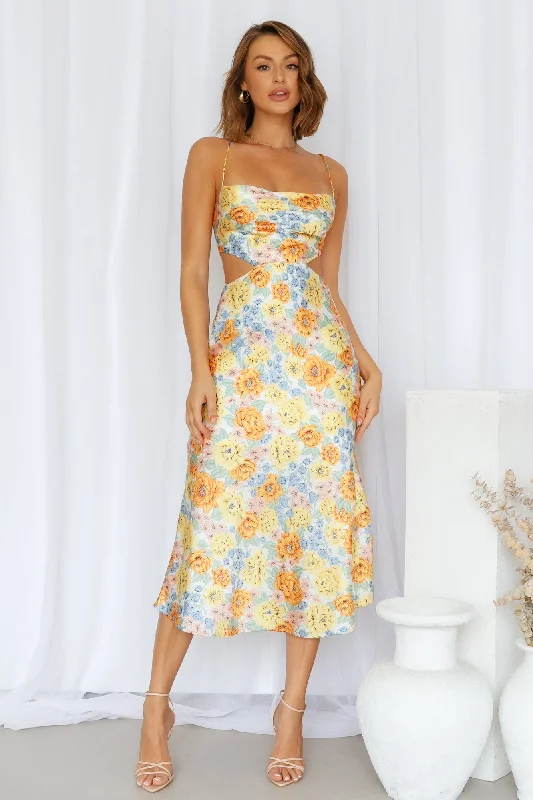 Sunlight Snaps Midi Dress