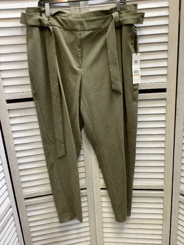 Green Pants Cropped Calvin Klein, Size 14