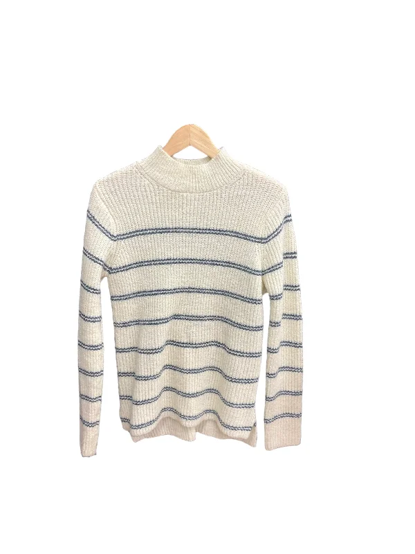 Striped Pattern Sweater Maurices, Size S