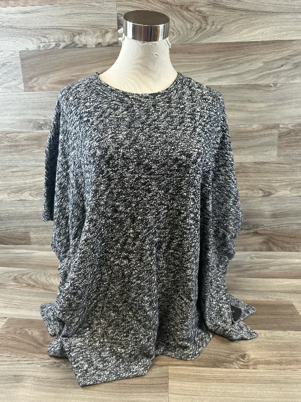 Sweater Short Sleeve By Lou And Grey In Blue & White, Size: M